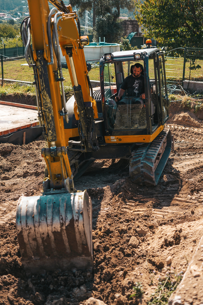 Bagger bei der Arbeit